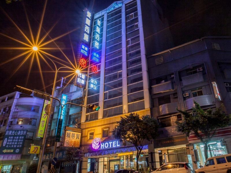 Mila Hotel Тайчжун Экстерьер фото